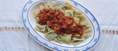  Pasta alla Genovese ¡Un viaje gustativo a través de la tradición ligur!