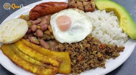  Bandeja Paisa: ¡Un festín de sabores que te transportará a las montañas de Medellín!